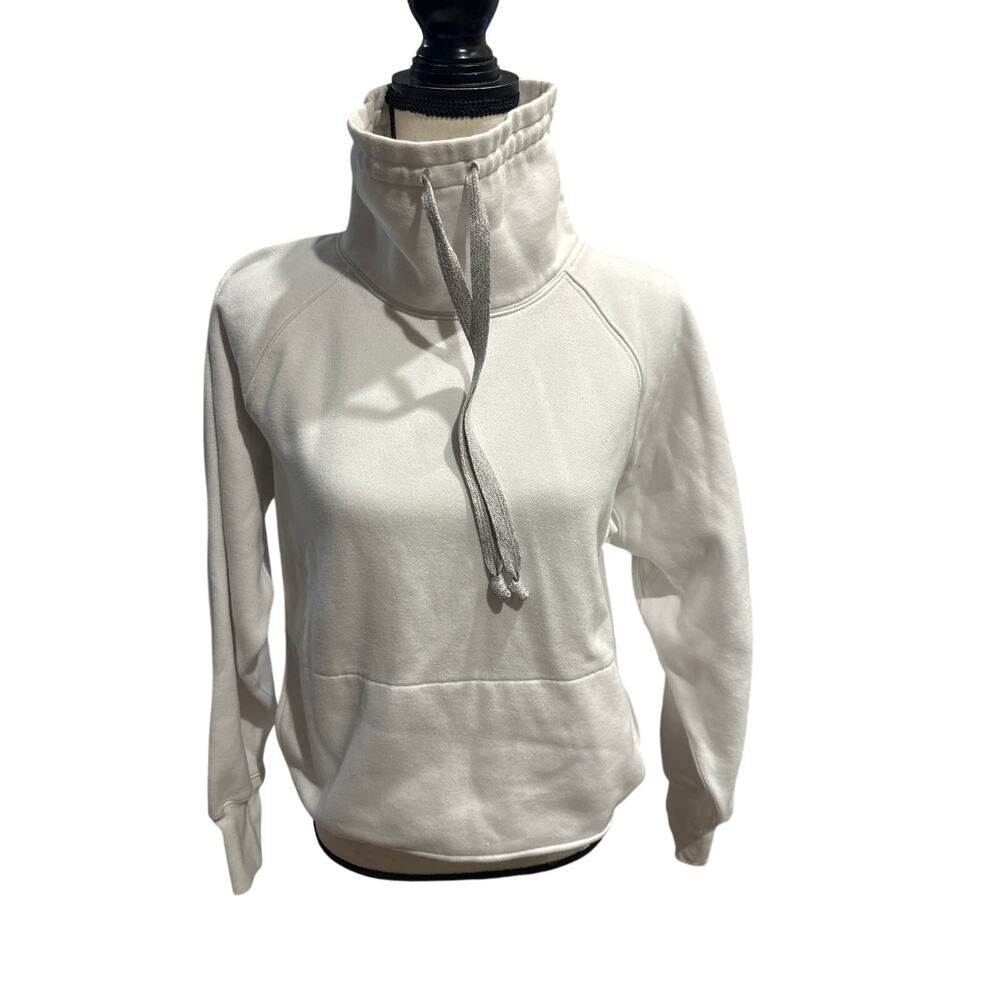 ⭐️ Women’s Free People Movement White  Funnel Neck Sweatshirt Size Small Yoga